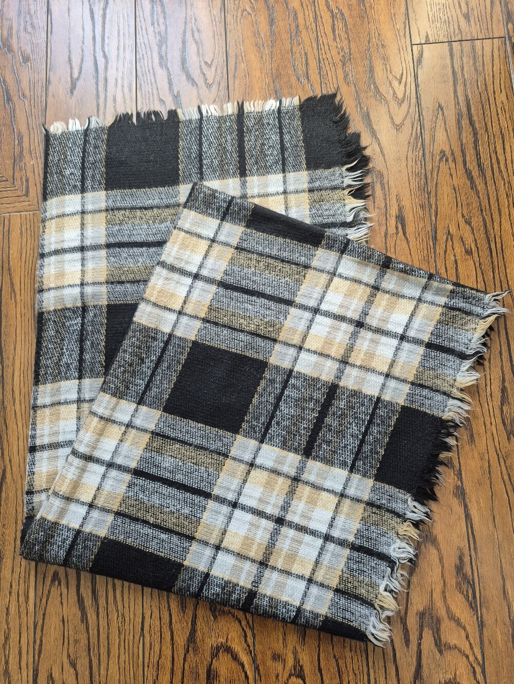 Plaid Scarf - Black / Gray / Tan / White - cozy soft with light fringe